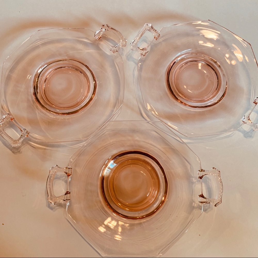 SET OF 3 PINK DEPRESSION GLASS HANDLED PLATES　
